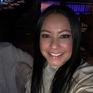 Meet your Posher, Beatriz